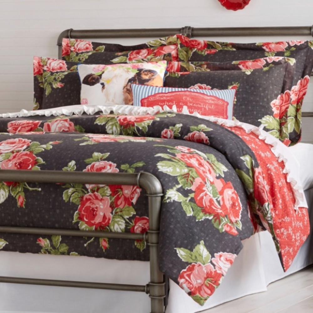 Pioneer Woman Rose Garden Duvet